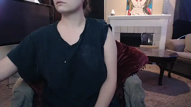 Snapshot of Skyl31 chatting on November 2025 10:20:02 PM Skyl31 online show from November 2025 10:20:02 PM