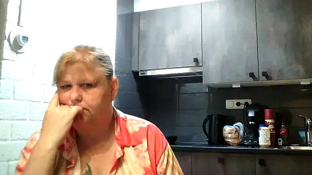 Sylviastar46 online show from April 2026 08:07:02 AM