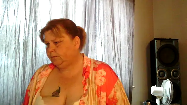 Sylviastar46 online show from June 2026 08:05:02 AM