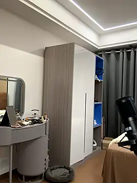 xiaojingzi66 online show from November 2025 12:16:02 PM