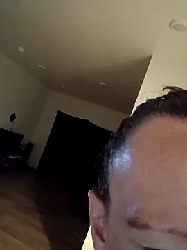 Karebearz1 online show from March 2026 09:38:01 AM