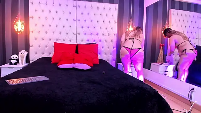 BrendaMarxhal online show from November 2025 03:23:01 AM