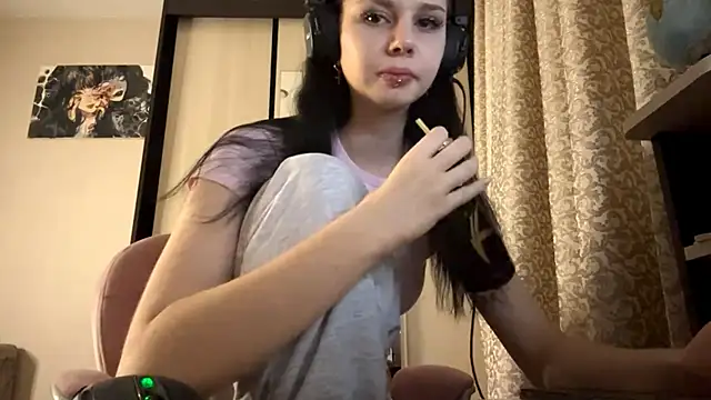 AnGallo online show from November 2025 07:02:02 PM