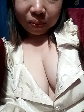 julybe online show from January 2026 04:12:02 PM