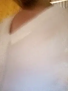 julybe online show from April 2026 05:51:02 AM