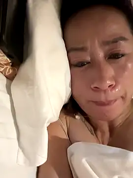 aniani11 online show from December 2025 04:48:02 PM