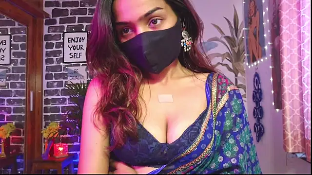 Saloni9 online show from April 2026 04:21:01 AM