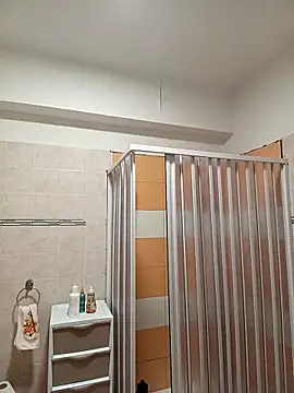 Snapshot of Pistacchio01 chatting on November 2025 08:55:01 PM Pistacchio01 online show from November 2025 08:55:01 PM