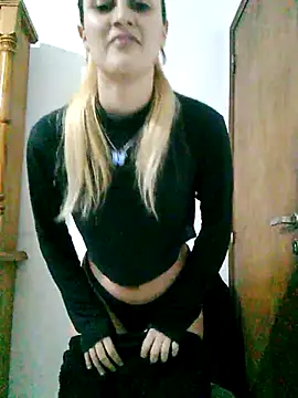 Snapshot of larubia_arg chatting on November 2025 03:51:01 AM larubia arg online show from November 2025 03:51:01 AM