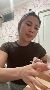 Snapshot of limkiss chatting on November 2025 10:10:02 PM limkiss online show from November 2025 10:10:02 PM