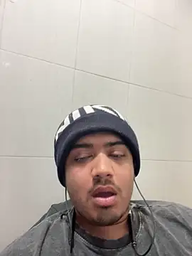 Snapshot of FlashyOcean53 chatting on February 2026 01:12:01 AM FlashyOcean53 online show from February 2026 01:12:01 AM