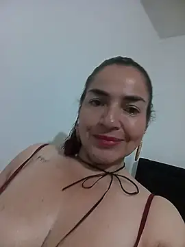 Snapshot of MaryRoze_ chatting on November 2025 08:18:01 PM MaryRoze online show from November 2025 08:18:01 PM