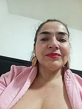 Snapshot of MaryRoze_ chatting on November 2025 11:59:01 PM MaryRoze online show from November 2025 11:59:01 PM