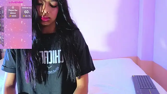 MelissaLuxx online show from November 2025 11:24:02 AM