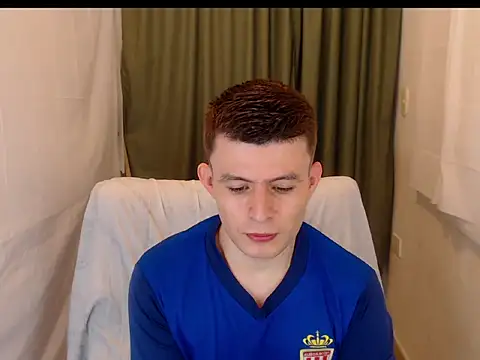 Snapshot of MARCUS_FIRE chatting on December 2025 05:29:02 PM MARCUS FIRE online show from December 2025 05:29:02 PM