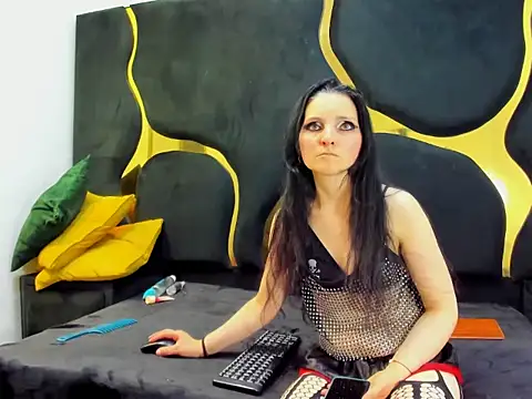 Snapshot of Morticia_Black chatting on December 2025 09:20:01 PM Morticia Black online show from December 2025 09:20:01 PM