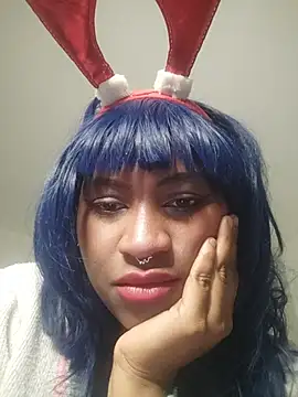 EvonyFoxxx online show from December 2025 11:00:02 PM