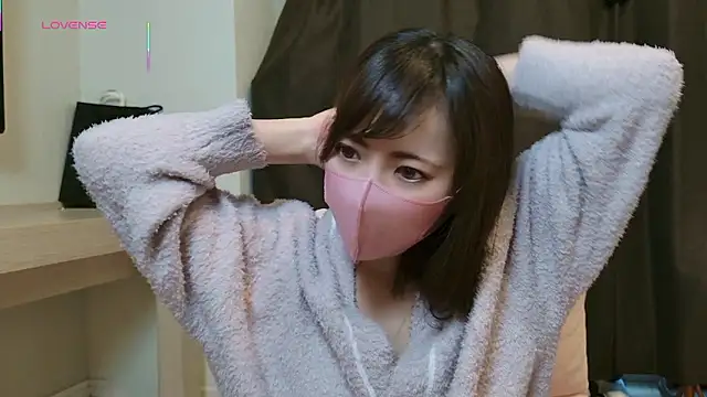 Miyo   online show from April 2026 09:48:01 PM