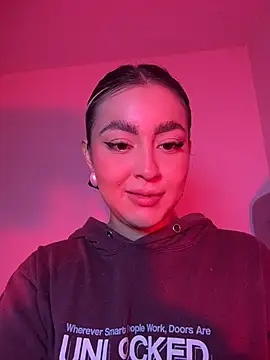 Elina Hills online show from February 2026 02:55:02 PM