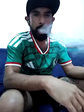 Snapshot of Barbanegra91mx chatting on June 2026 01:19:02 AM Barbanegra91mx online show from June 2026 01:19:02 AM