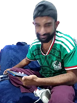Snapshot of Barbanegra91mx chatting on June 2026 01:16:01 AM Barbanegra91mx online show from June 2026 01:16:01 AM