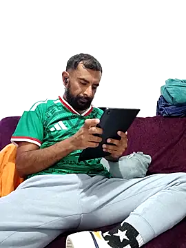 Snapshot of Barbanegra91mx chatting on July 2026 02:02:02 AM Barbanegra91mx online show from July 2026 02:02:02 AM