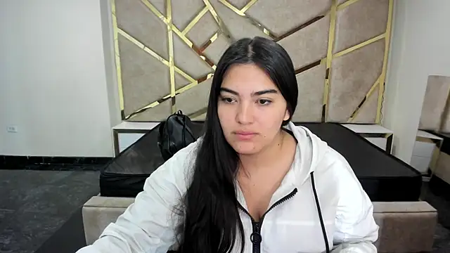 Snapshot of Frrreyaa chatting on November 2025 02:21:02 AM Frrreyaa online show from November 2025 02:21:02 AM