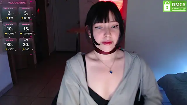 Snapshot of just_meko chatting on December 2025 04:18:02 AM just meko online show from December 2025 04:18:02 AM