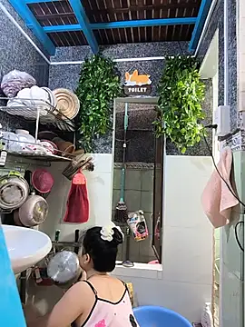 Okleotina9 online show from May 2026 04:42:01 AM