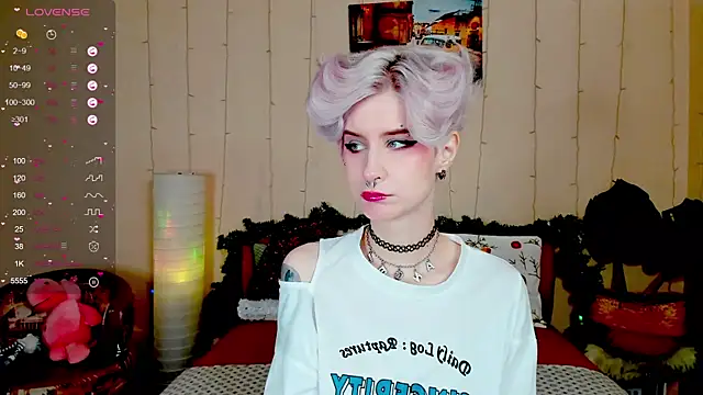 Angel Julles online show from December 2025 01:35:02 AM