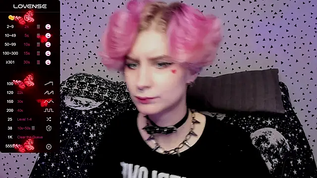 Angel Julles online show from April 2026 09:03:02 AM