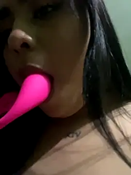 Snapshot of Belka14 chatting on December 2025 04:07:02 AM Belka14 online show from December 2025 04:07:02 AM