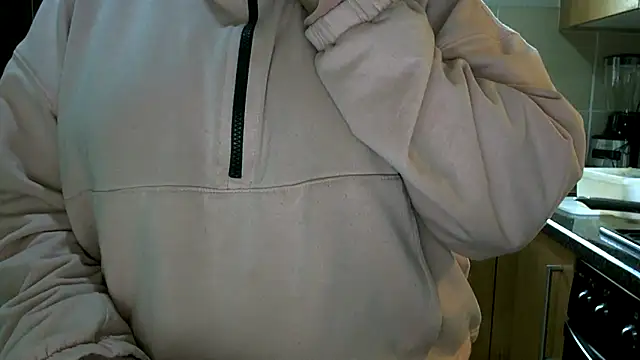 Snapshot of NewBeginnings8 chatting on November 2025 06:30:02 AM NewBeginnings8 online show from November 2025 06:30:02 AM