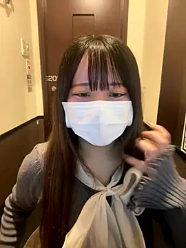 Snapshot of emiri_da_nyan chatting on November 2025 04:04:01 AM emiri da nyan online show from November 2025 04:04:01 AM