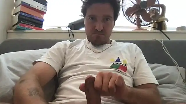 dutchpieter95 online show from July 2026 12:42:01 PM