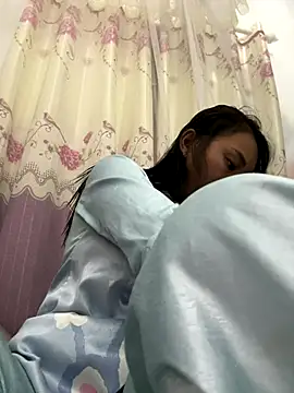 Snapshot of Amino-Suca chatting on November 2025 12:15:02 PM Amino-Suca online show from November 2025 12:15:02 PM