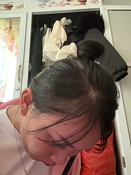 Snapshot of Amino-Suca chatting on November 2025 03:27:02 AM Amino-Suca online show from November 2025 03:27:02 AM