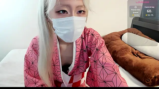 yeji 2001 online show from March 2026 04:31:01 PM