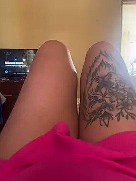 Snapshot of gatitaamelosa chatting on December 2025 08:04:01 PM gatitaamelosa online show from December 2025 08:04:01 PM