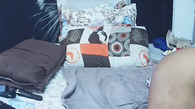 Snapshot of MassiveBoobsxxxx chatting on February 2026 08:57:02 AM MassiveBoobsxxxx online show from February 2026 08:57:02 AM