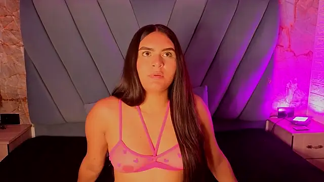 Snapshot of amarahanks1 chatting on November 2025 11:44:02 AM amarahanks1 online show from November 2025 11:44:02 AM