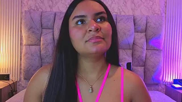 Snapshot of amarahanks1 chatting on November 2025 12:37:01 PM amarahanks1 online show from November 2025 12:37:01 PM