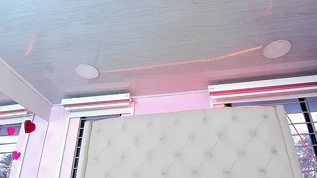 scarlett leblanc  online show from April 2026 12:53:02 PM