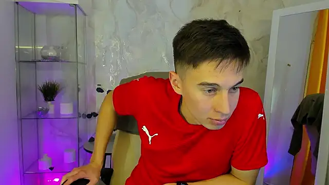 Snapshot of MarkKullen chatting on November 2025 05:15:01 PM MarkKullen online show from November 2025 05:15:01 PM