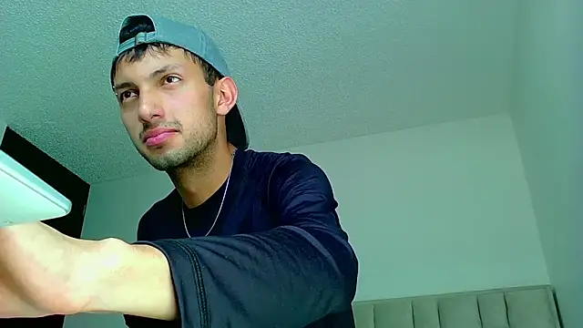 dylan drakee online show from January 2026 03:14:02 PM