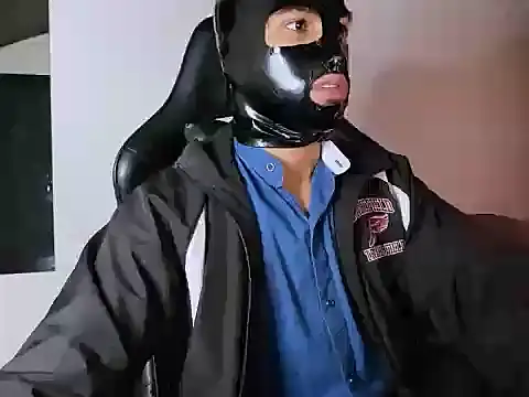 Snapshot of 3v1l chatting on November 2025 09:50:02 PM 3v1l online show from November 2025 09:50:02 PM