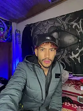 Snapshot of 3v1l chatting on November 2025 08:07:02 PM 3v1l online show from November 2025 08:07:02 PM