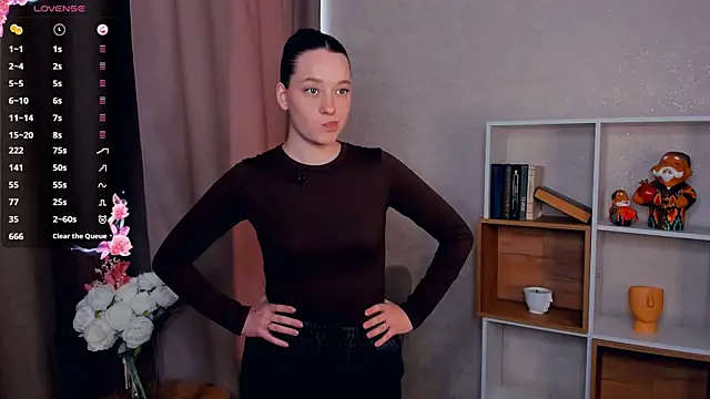 Snapshot of LaraeWernecke chatting on November 2025 06:14:01 AM LaraeWernecke online show from November 2025 06:14:01 AM