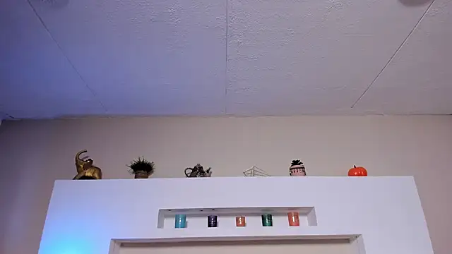 Snapshot of Sophie_Russell_ chatting on November 2025 05:29:02 PM Sophie Russell online show from November 2025 05:29:02 PM