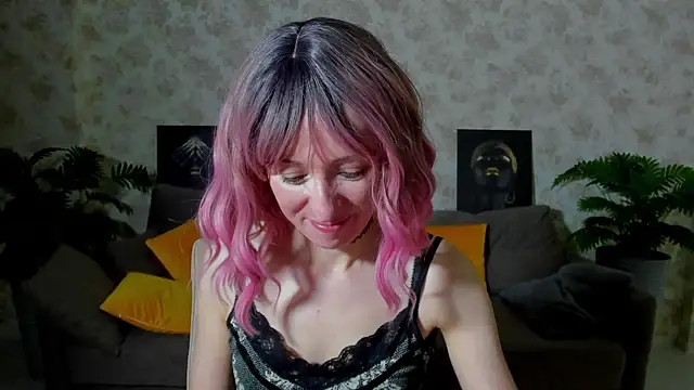 Snapshot of Nataly_pretty_ chatting on November 2025 08:14:01 AM Nataly pretty online show from November 2025 08:14:01 AM